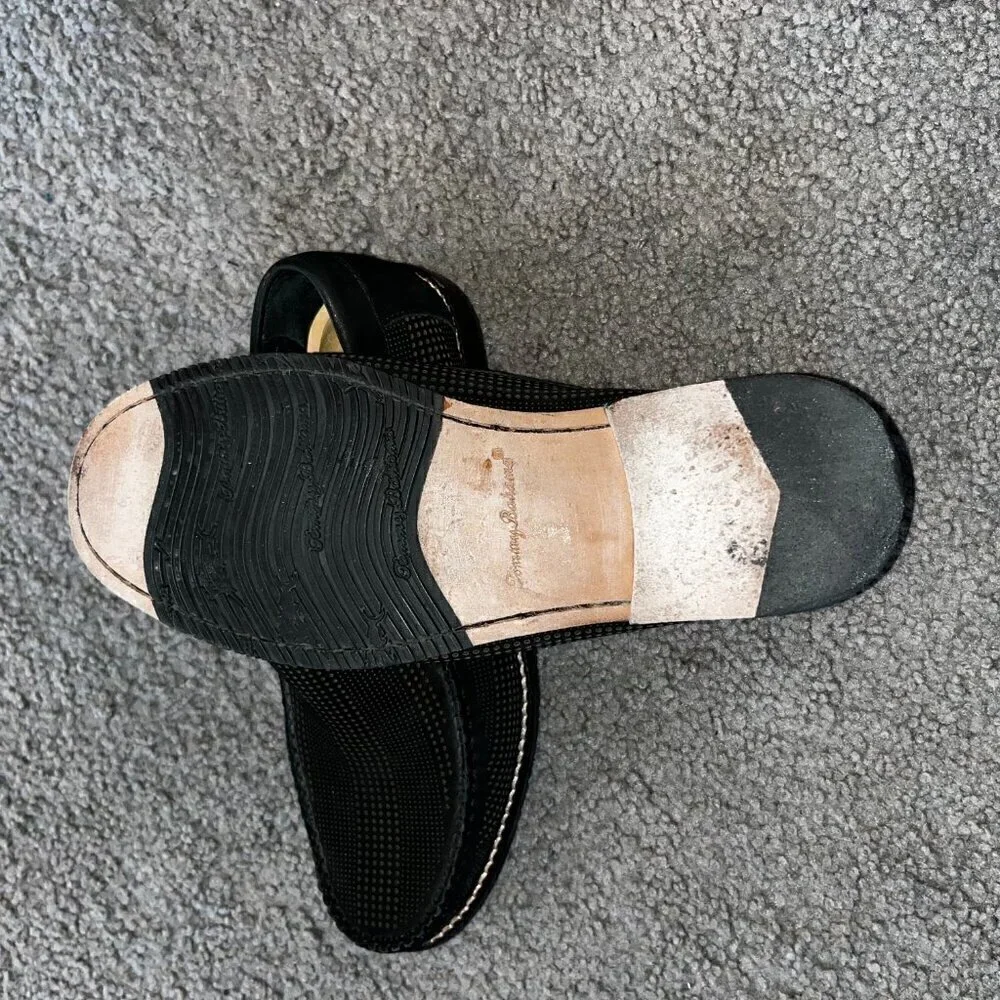 TOMMY BAHAMA Felton Loafer Nubuck Perforated Slip-On Shoes Black -Men's size 8.5
